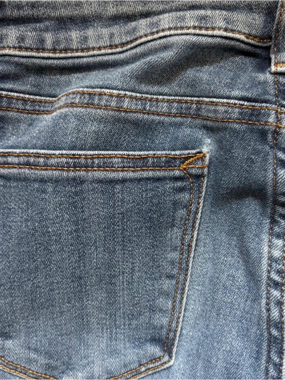 Vigoss Medium Wash Blue Jeans - Picture 8 of 8